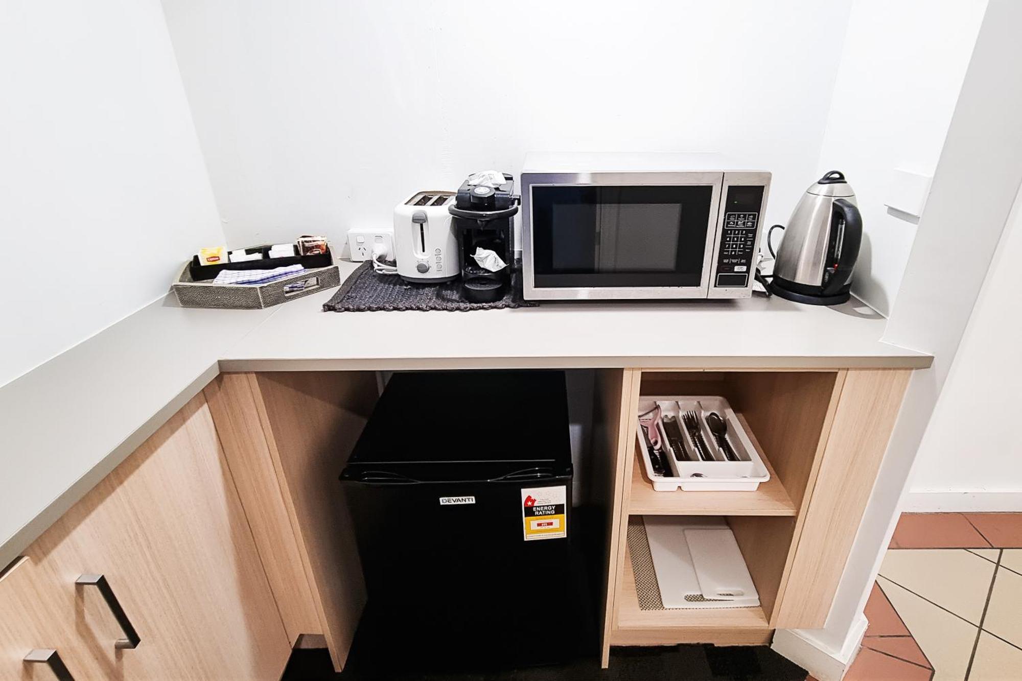 Tiki Hotel Apartments Surfers Paradise Gold Coast Extérieur photo