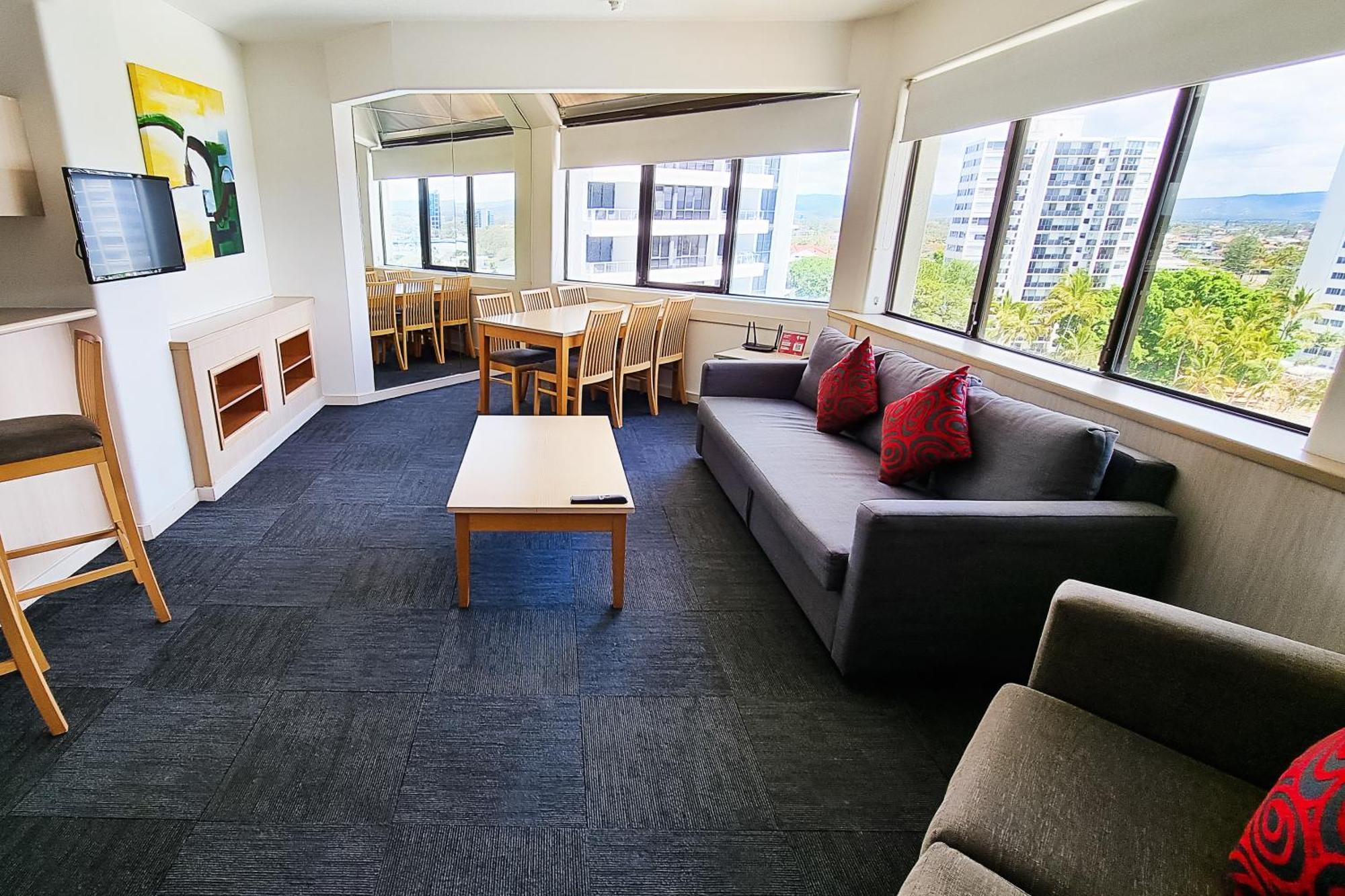 Tiki Hotel Apartments Surfers Paradise Gold Coast Extérieur photo